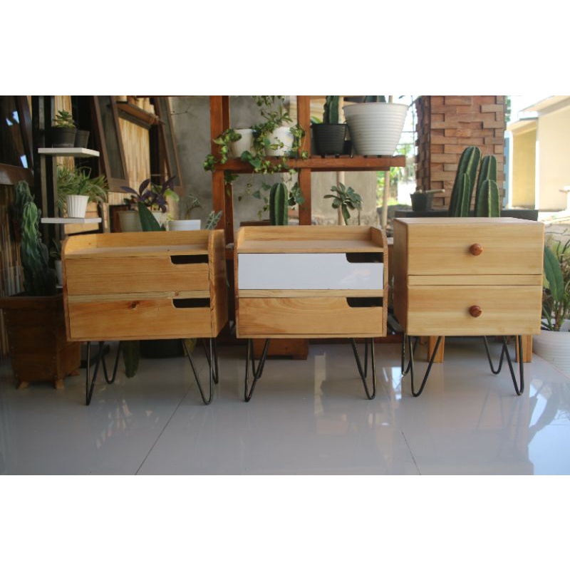 NAKAS MINIMALIS/NAKAS MURAH/NAKAS KAYU/BED SIDE TABLE