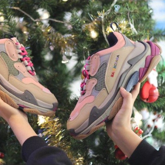 Sepatu Balenciaga Triple S Pink Wolf Grey Abu-abu Premium