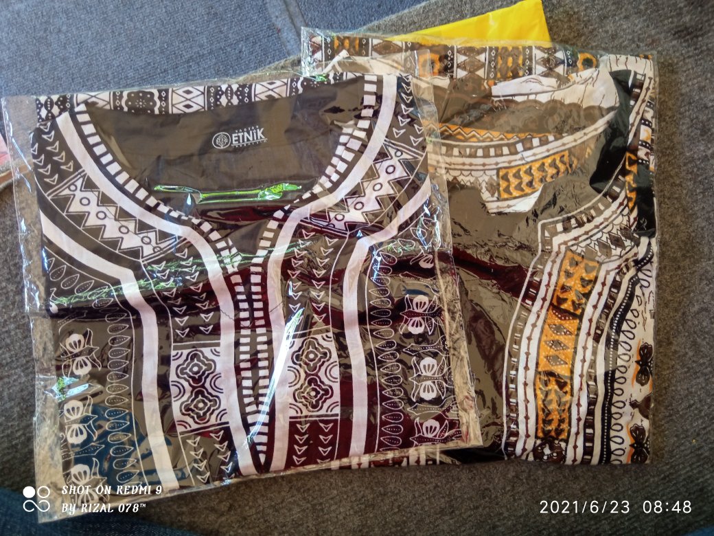 Kaos Etnik Dashiki Bohemian Style All Size Pria Wanita Warna Hitam-putih [limited]