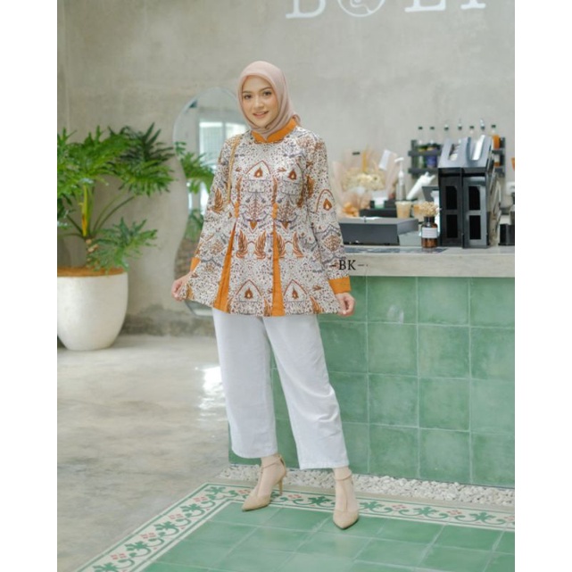 Atasan Batik Wanita Kerja Baju Batik Modern Blouse Batik Mataram Batik Kanza Sovinska Baju Wanita Pa