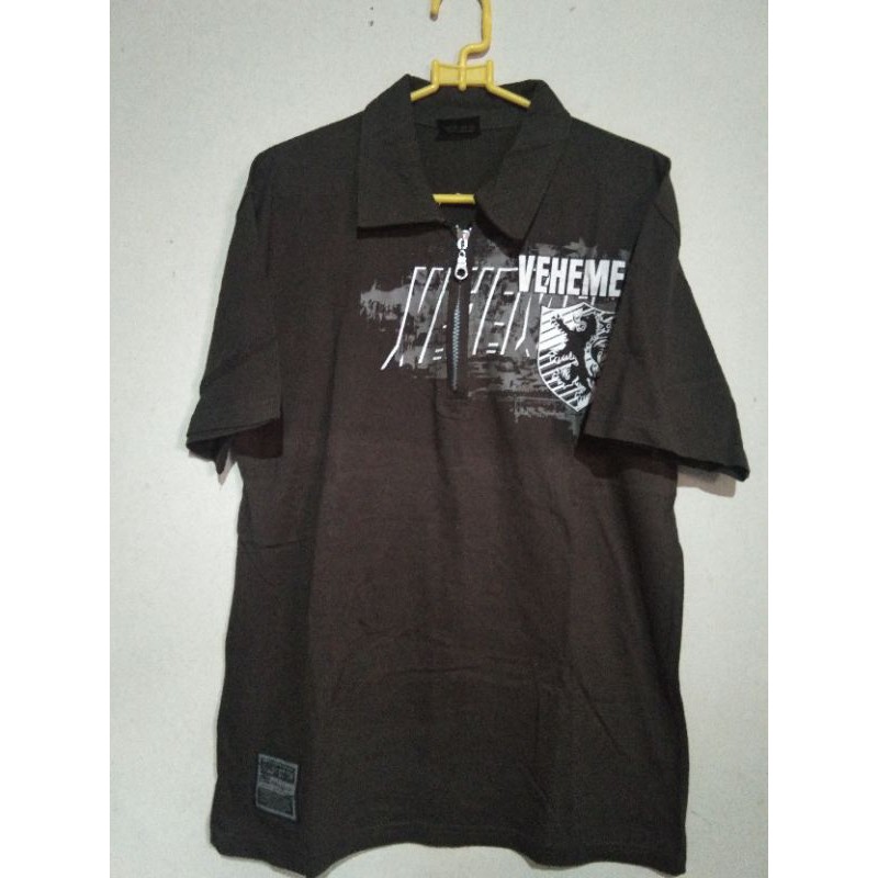 Preloved Kaos Polo Kerah Resleting