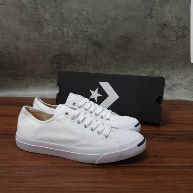 converse all white canvas