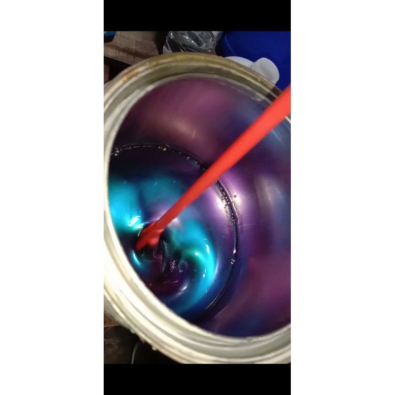 Cat Bunglon Eropa Ultra Blue & Neon Blue