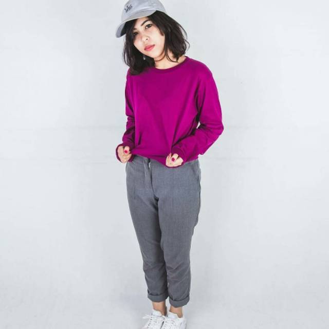 Kaos polos lengan panjang magenta untuk pria dan wanita