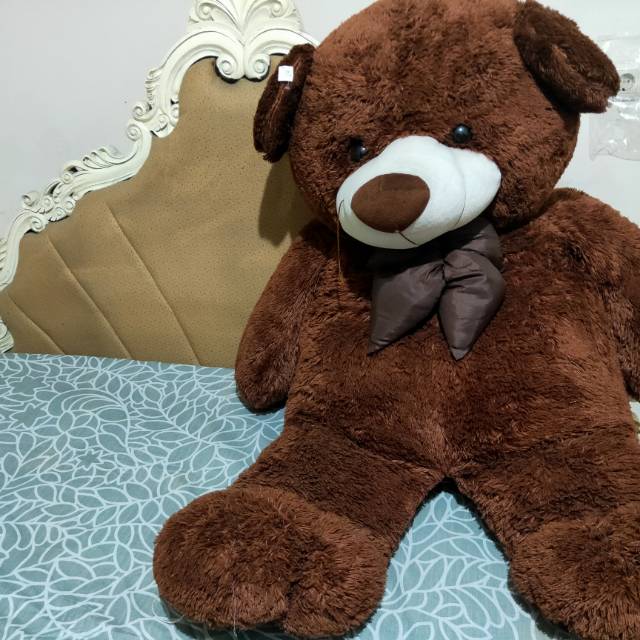 Boneka Beruang Besar