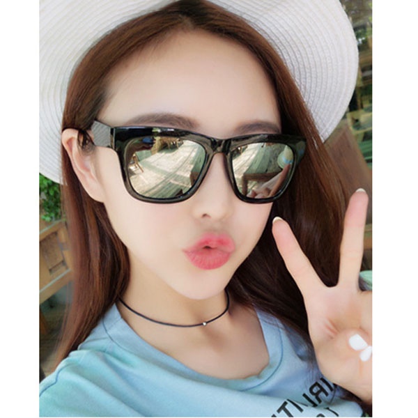 Kacamata Hitam Anti Radiasi Pria Wanita / Kacamata Import Murah / Trendy Fashion Sunglasses Ultra-Wide Male Female / TS-14