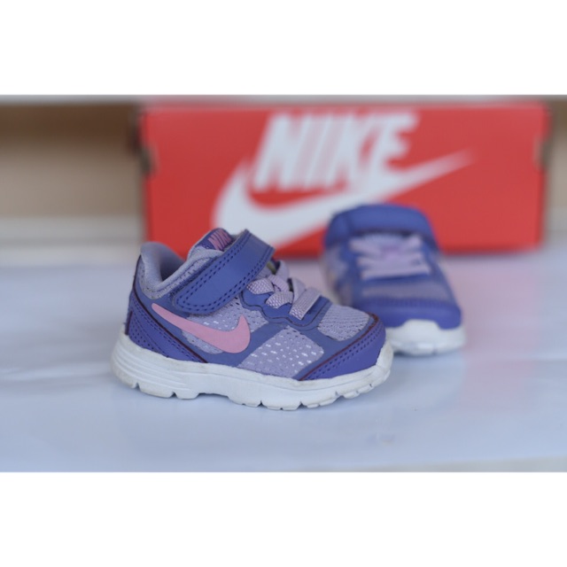 nike infant walking shoes