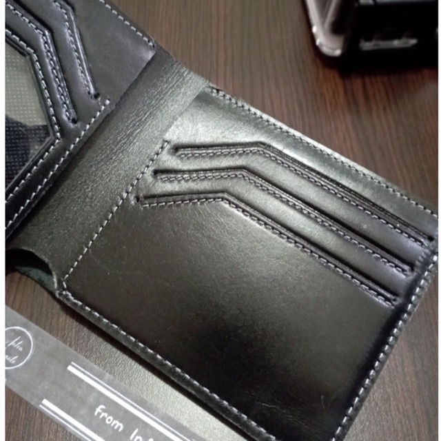 DOMPET PAS UNTUK KAMU‼️dari anton hilmanto bahan kulit sapi asli model lipat dua dompet tipis model dompet sederhana #dompet #dompetlipat #dompetkulit #dompetkulitpria