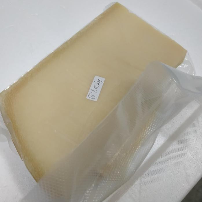 

GRANA PADANO LATTERIA CHEESE 1 KG