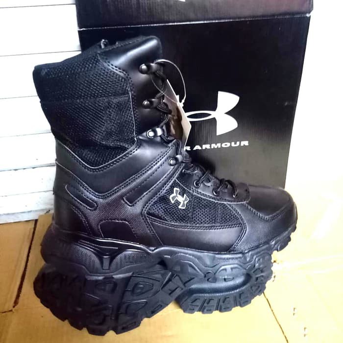 under armor steel toe shoes