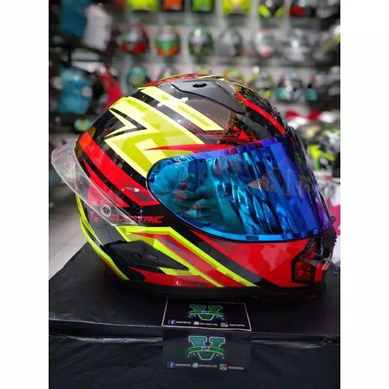 SNAIL FFS1 ELECTRIC BLACK RED/YELLOW VISOR BLUE DDRING+SPOILER