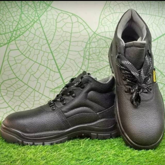Sepatu Krisbow Safety Shoes Arrow 6 inc