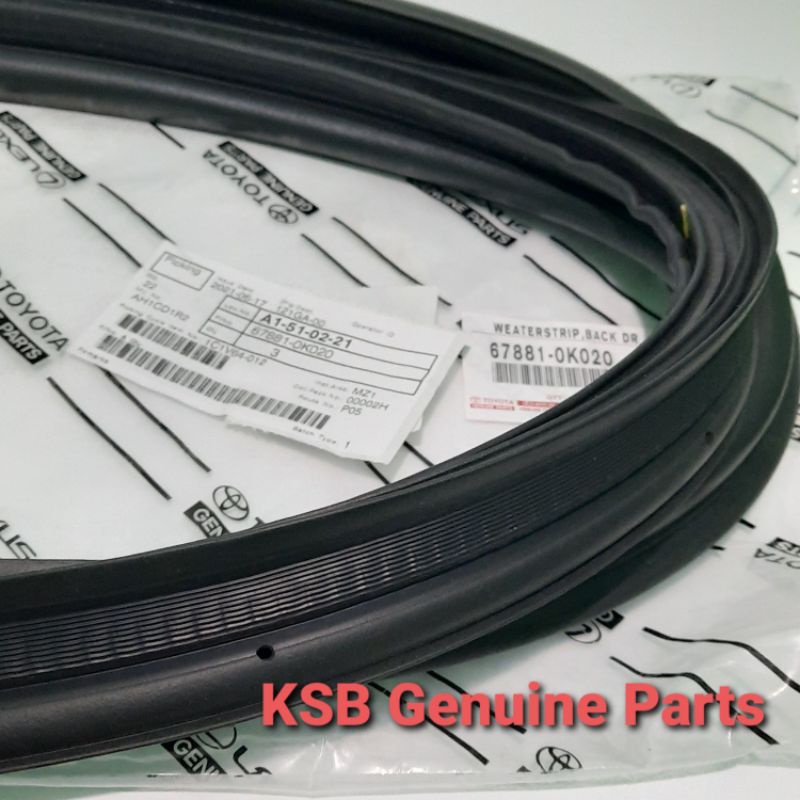 Karet Body Pintu Bagasi Belakang Toyota Innova Inova Original Asli