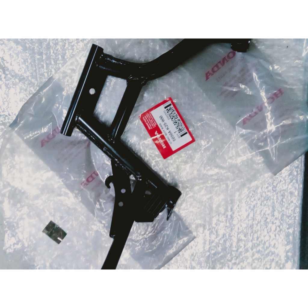 standar tengah beat FI / vario 110 Fi ,standar 2 beat FI/vario 110 FI 100%originalAHM