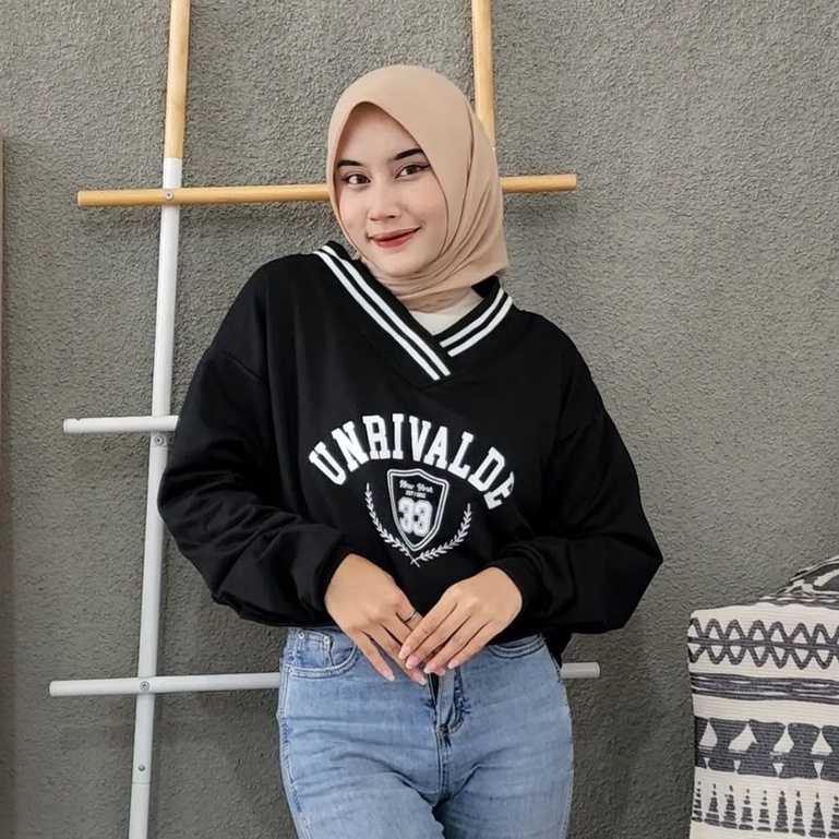 MVP - Unrivalde Crop - Sweater Crop Wanita Kekinian