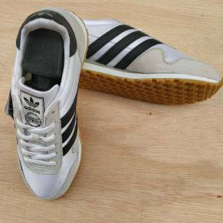  Sepatu  Adidas Haven White Black Original Made  In Indonesia  