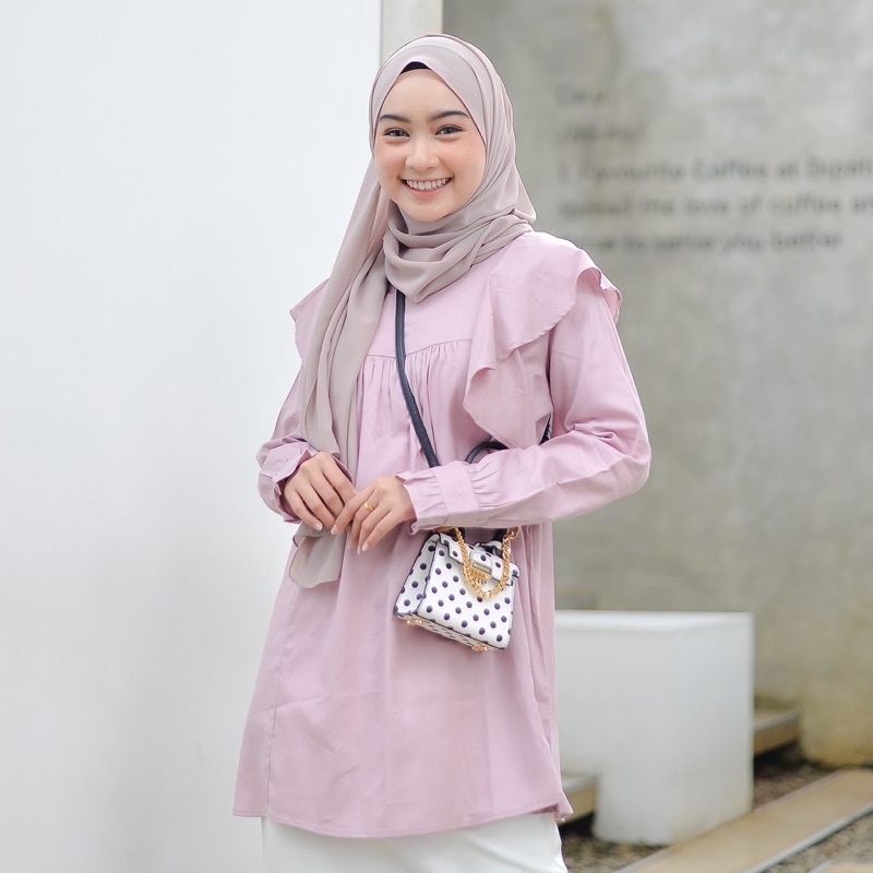 Atasan Cewek Hijab Blouse Wanita Terbaru Outfit Remaja Kekinian Baju Atasan Perempuan Hijab Terlaris