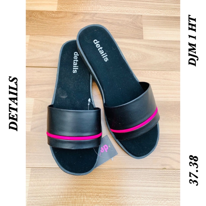 DJM1HT Sandal Details