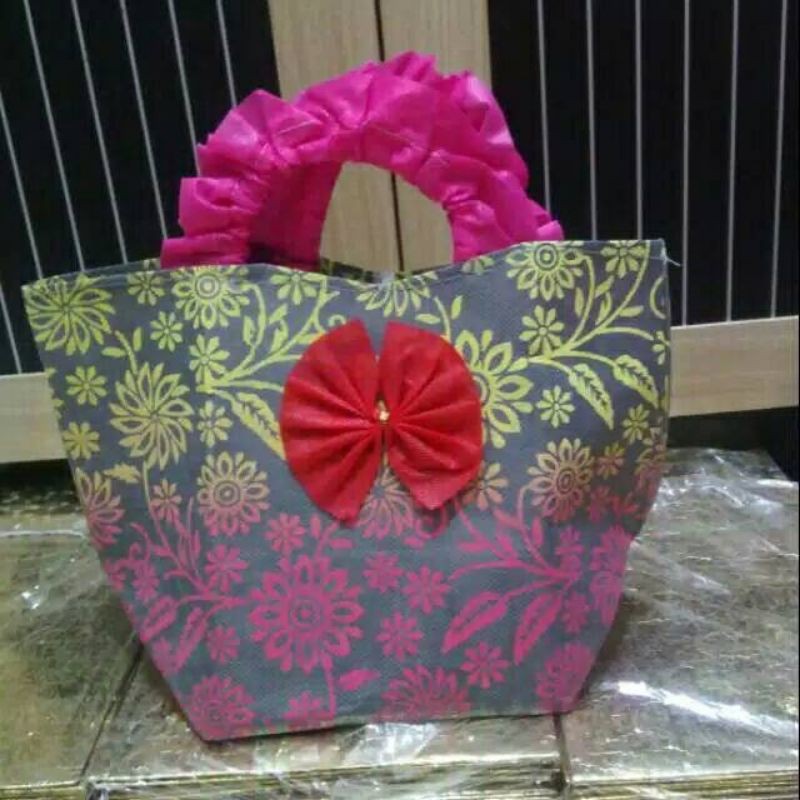 

Tas kain spundbond tebal kaku UK.R5