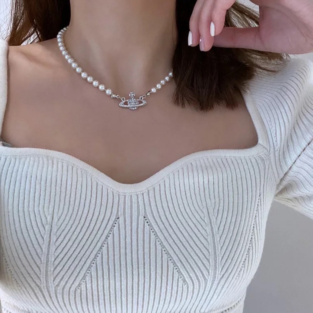 Hu Hu Hu Hu Hu Alat Bantu Pasang Kacamata♡ Kalung Rantai Liontin Saturnus Aksen Mutiara Berlian Imitasi Untuk Wanita