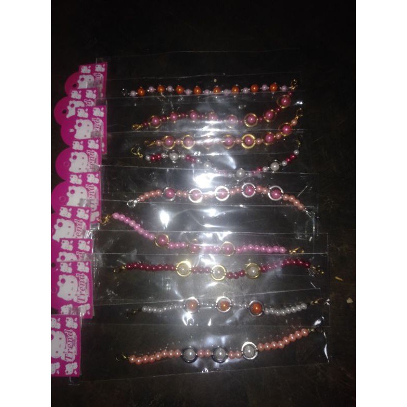 konektor masker hijab mutiara