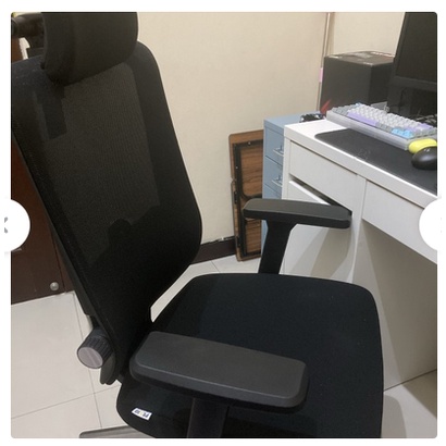 ergonomic office chair warna hitam/kursi jaring murah /bradley/pexio