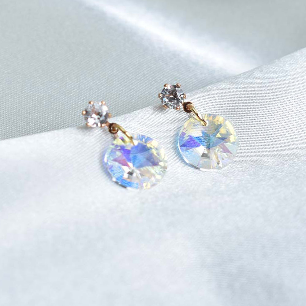 Anting Stud Bentuk Bulat Geometris Aksen Kristal Warna-Warni Untuk Wanita
