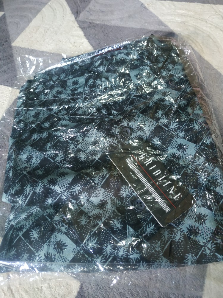 [gridline - R089 Blue] Kemeja Batik Pria Katun Lengan Pendek Regular Modern