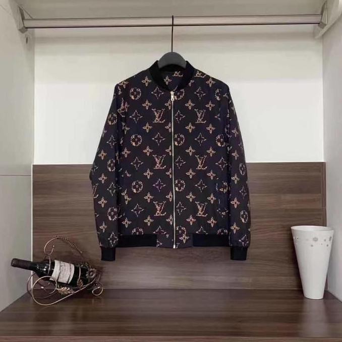 Barang Berkualitas Jaket Louis Vuitton Pria Mirror 1:1 Quality / J007 BARANG BAGUS
