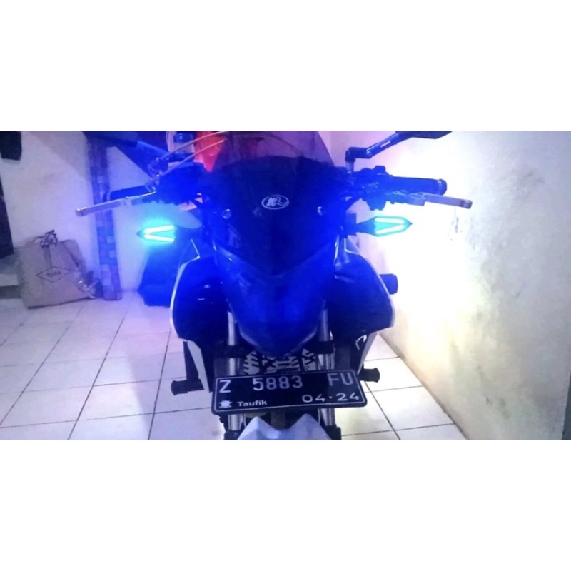 COD SEN MOTOR LED RUNNING 2 SISI UNIVERSAL VIXION,CB150,MEGAPRO,VERSA,MXKING,R15,R25,NINJA DLL