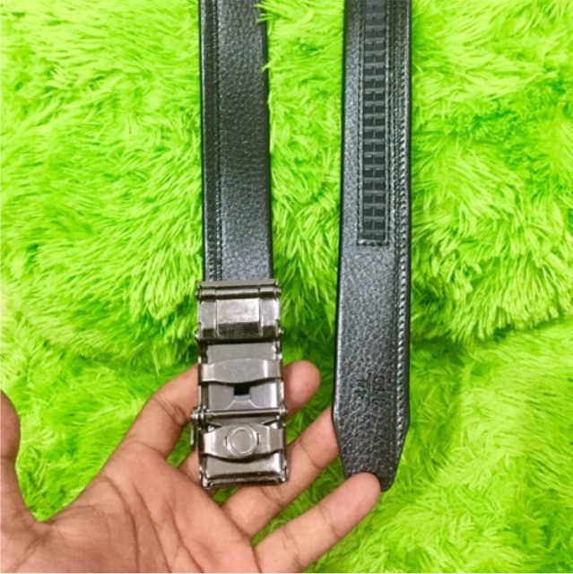 GESPER PRIA MURAH TAPI BAGUS dari anton hilmanto. model kepala rel otomatis tanpa lubang talinya dari kulit PU import anti gores #gesper #sabuk #ikatpinggang #menbelt #sabukpinggang #gesperpria #gespercoeok