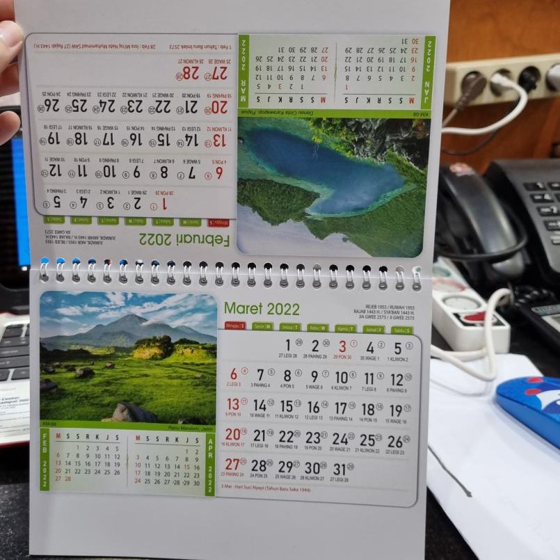 

Harga Khusus.. kalender Meja/Kalender Duduk Bulanan 2022/Harga Grosir Promo RR