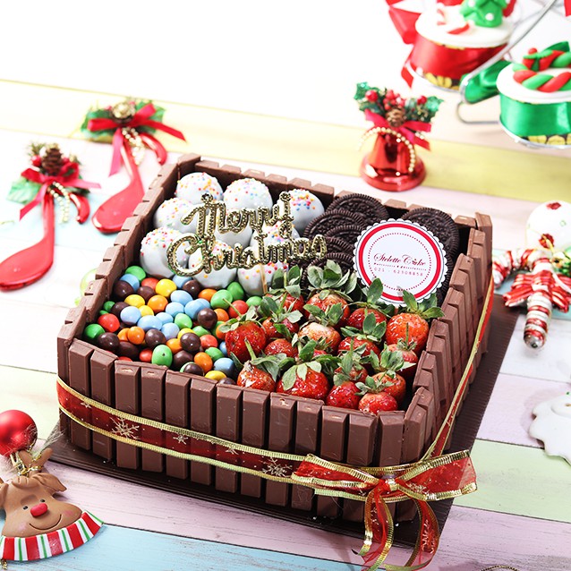 

Gift Box / Kue Natal / Christmas Cake ukuran 20 x 20 cm
