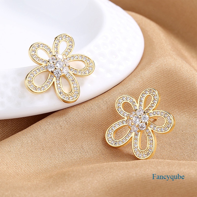 Anting Stud Desain Bunga Matahari Daisy Aksen Kristal Sparkly Bahan Logam Warna Emas Untuk Wanita