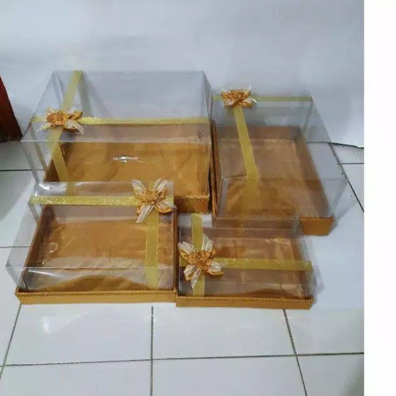 

kotak hantaran pernikahan pita gold