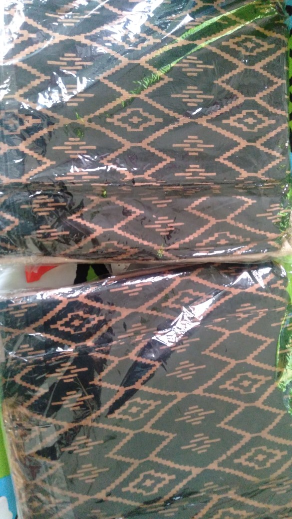 Maura Couple - Sania Ruffle Batik Couple Ori Ndoro Jowi Garansi Termurah Shopee - Batik Solo Modern