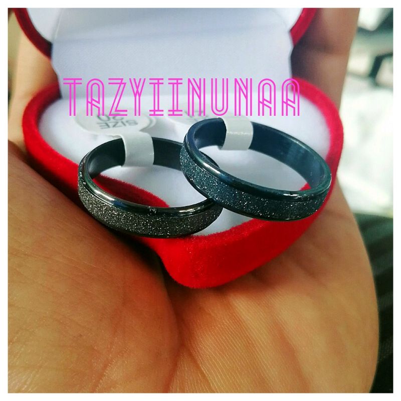 Cincin Jumbo Titanium Hitam Glitter Ukuran Besar