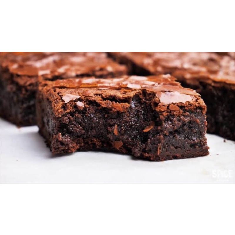 

FUDGE BROWNIES 20x10 SUPER YUMMY JABODETABEK ONLY