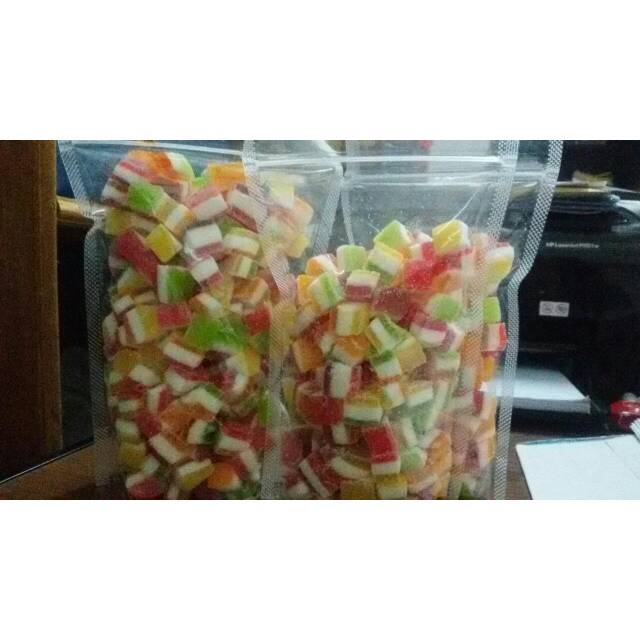 

JELLY ROLL RAINBOW 1KG