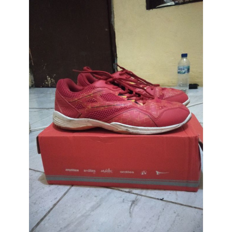 sepatu badminton Ardiles crescendo
