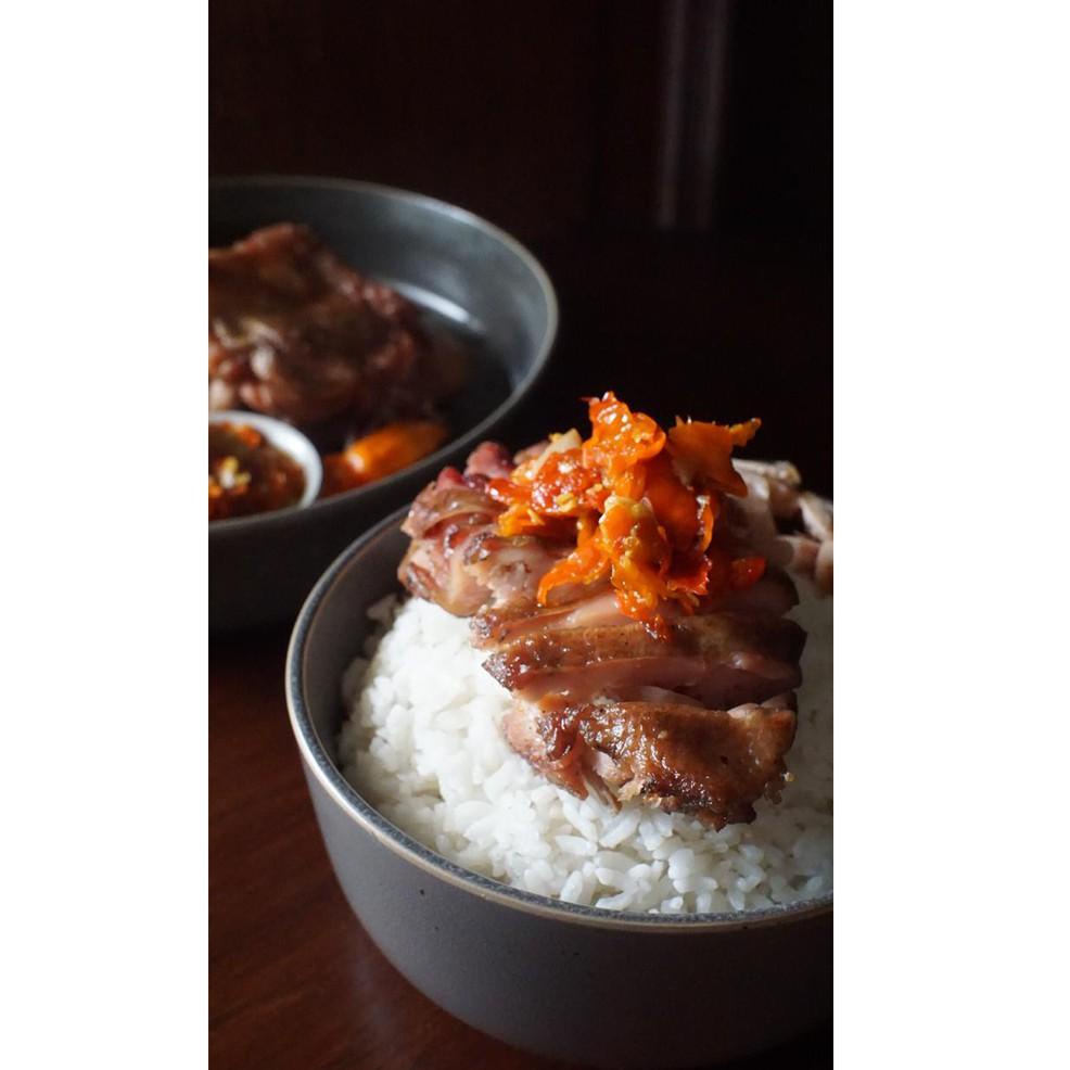 

SEI AYAM ATIATO |H66WQ Merekondasikan