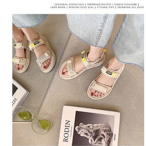 [ Import Design ] Sepatu Sandal Wanita Import Premium Quality Sandal Gunung Sandal Anti Licin ID123