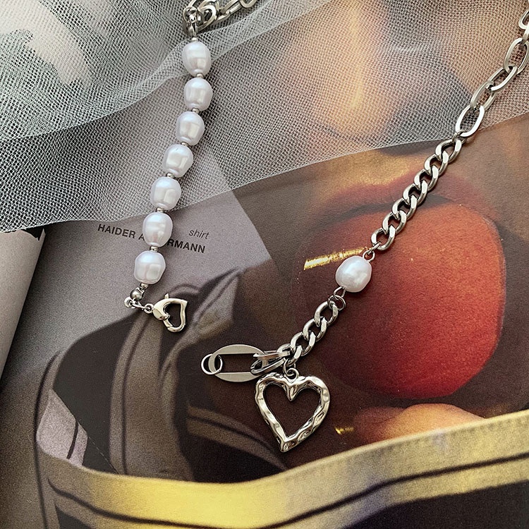 Irregular Pearl Stitching Necklace Accessories Personality Versatile Hollow Love Pendant