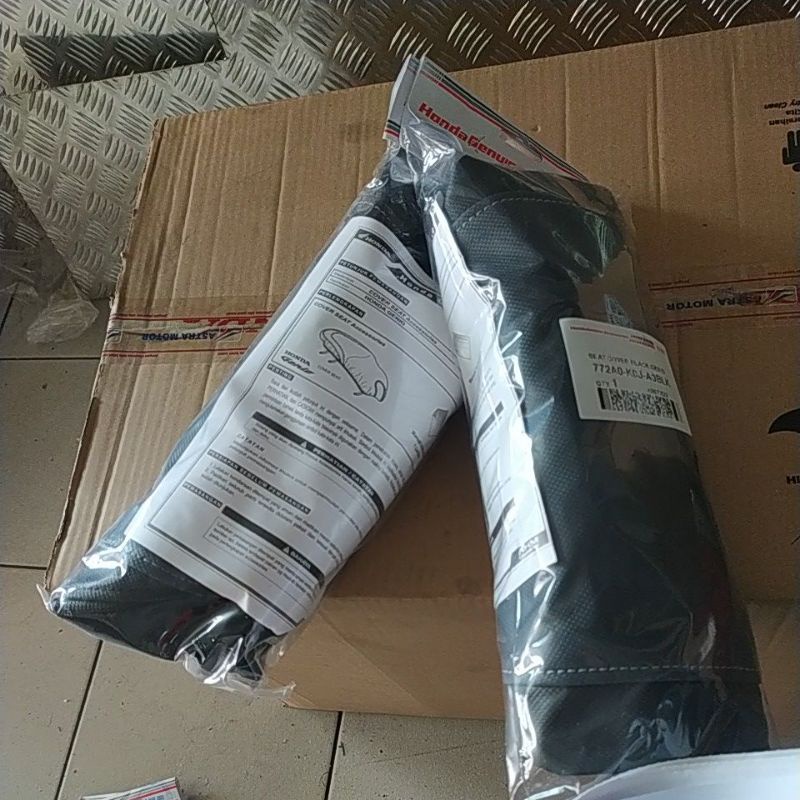 sarung jok genio SEAT COVER BLACK GENIO