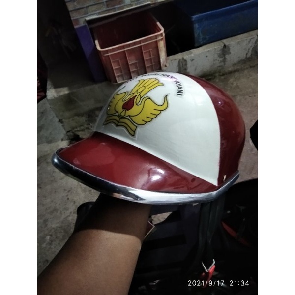 helm old school listcrome