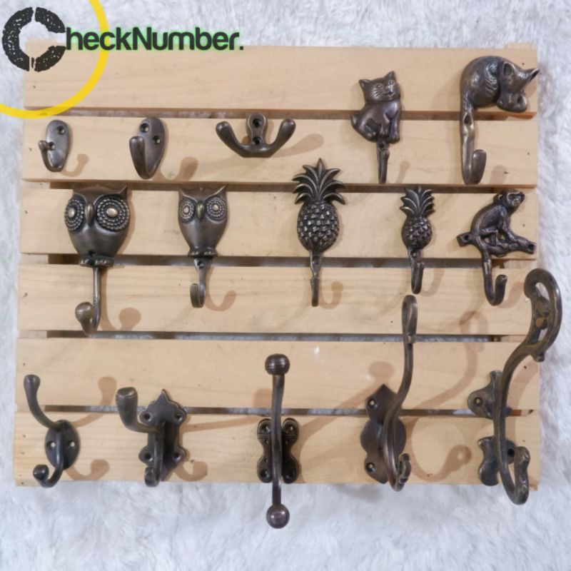 Kapstok Gantungan Baju Kuningan Antik