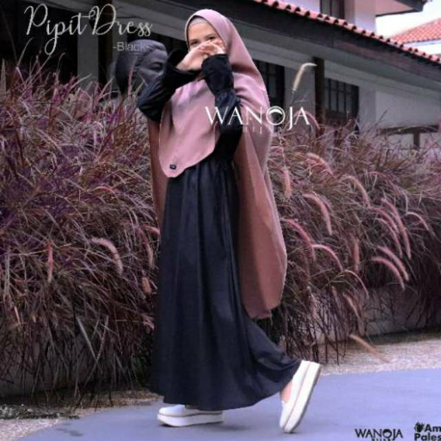 Gamis simple polos katun toyobo silk pipit dress  by wanoja hijab