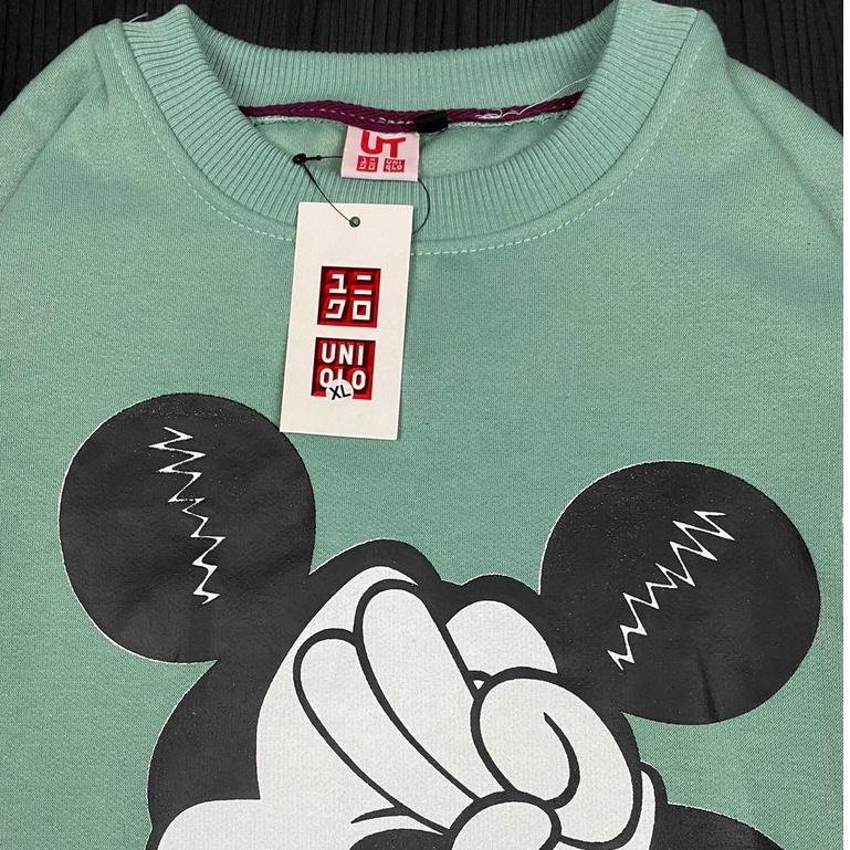 crewneck micky uniqlo UNISEX