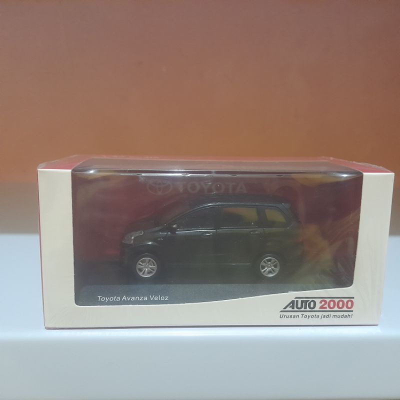 Diecast Miniatur Auto2000 Avanza Veloz Hitam 1:43