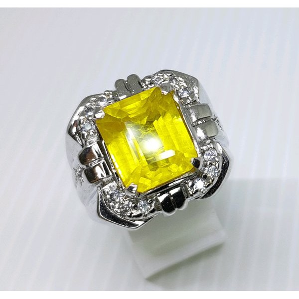 YELLOW SAFIR CHATAM CUTTING KOTAK ENGAN KEKERASAN 9 MHO HQ. LUSTER DAHSYAT. RING ALPAKA MEWAH